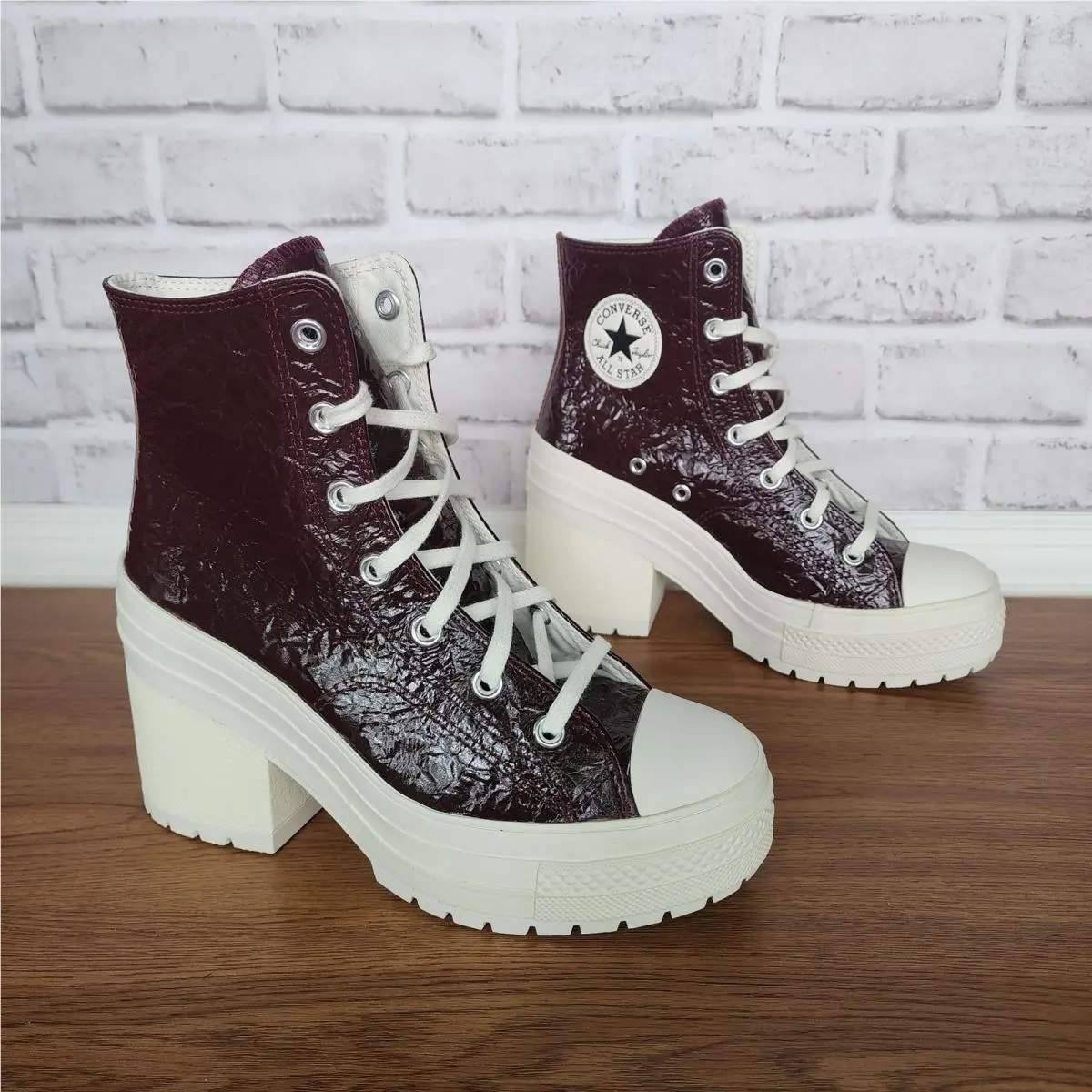 Converse shoes - Chuck 70 De Luxe - Chuck Luxe - A13387C - Burgundy (UPC: 194435272344) 1