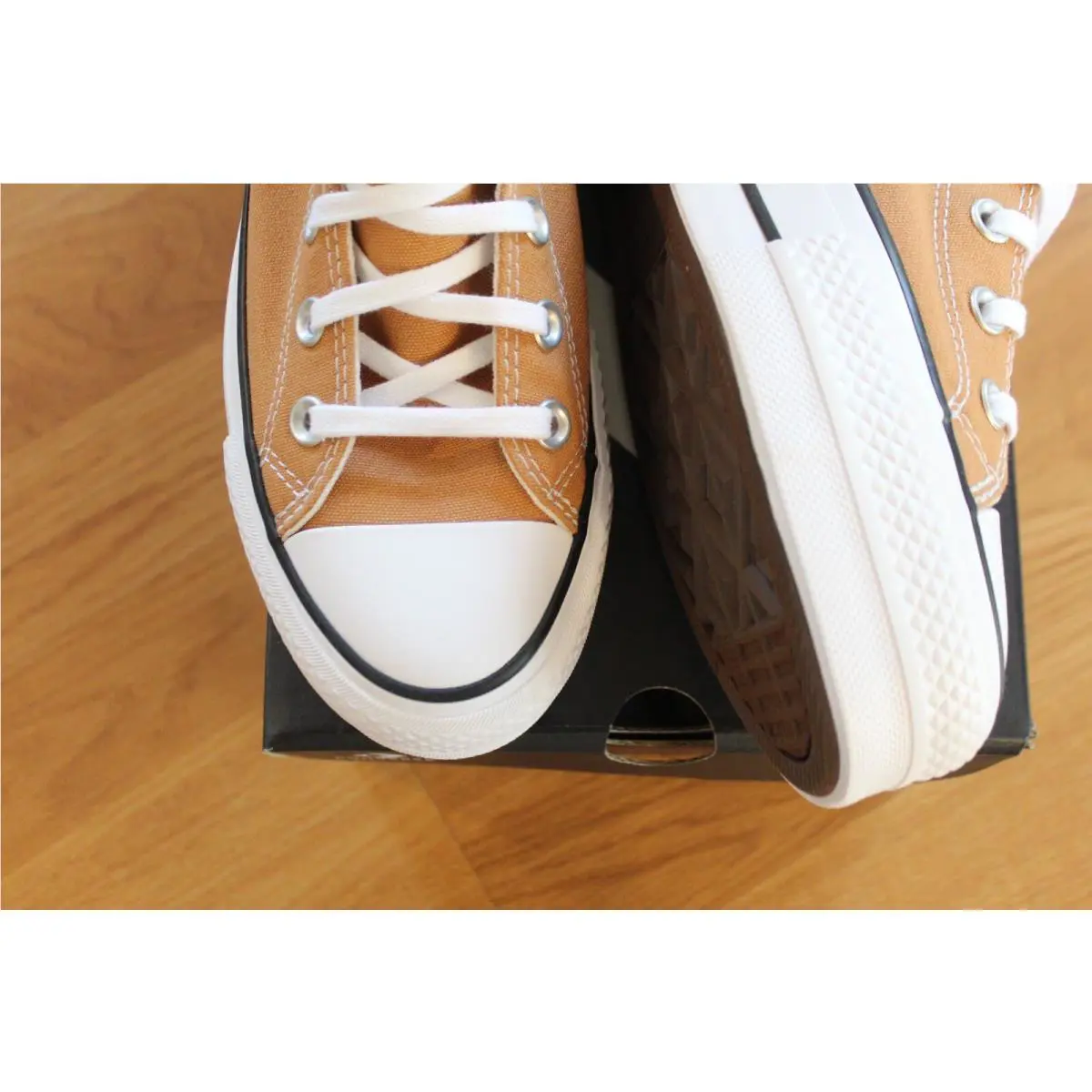 Converse shoes - CTAS - CTAS - GINGERSNAP (UPC: 194435029641) 0