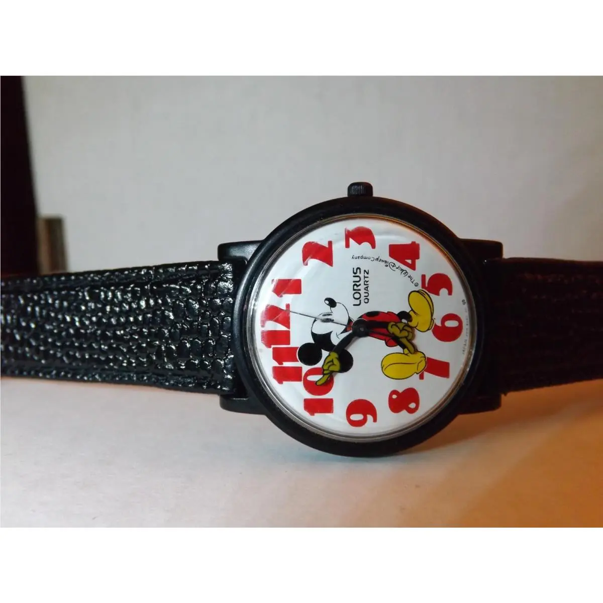 Disney Seiko Lorus Mens Vintage Mickey Mouse Watch Red Numerals Retire-vhtf-new