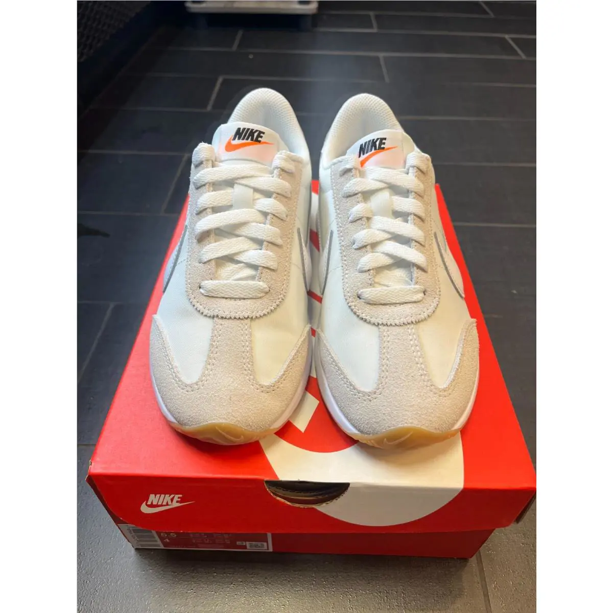 Nike shoes - White 0