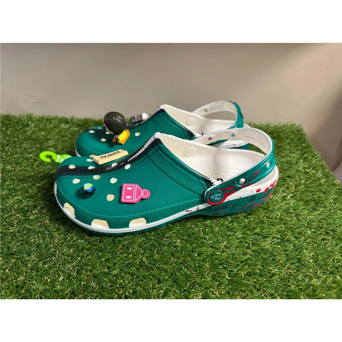 Crocs shoes - 210224-90H - 210224-90H - Multicolor (UPC: 196265807673) 1