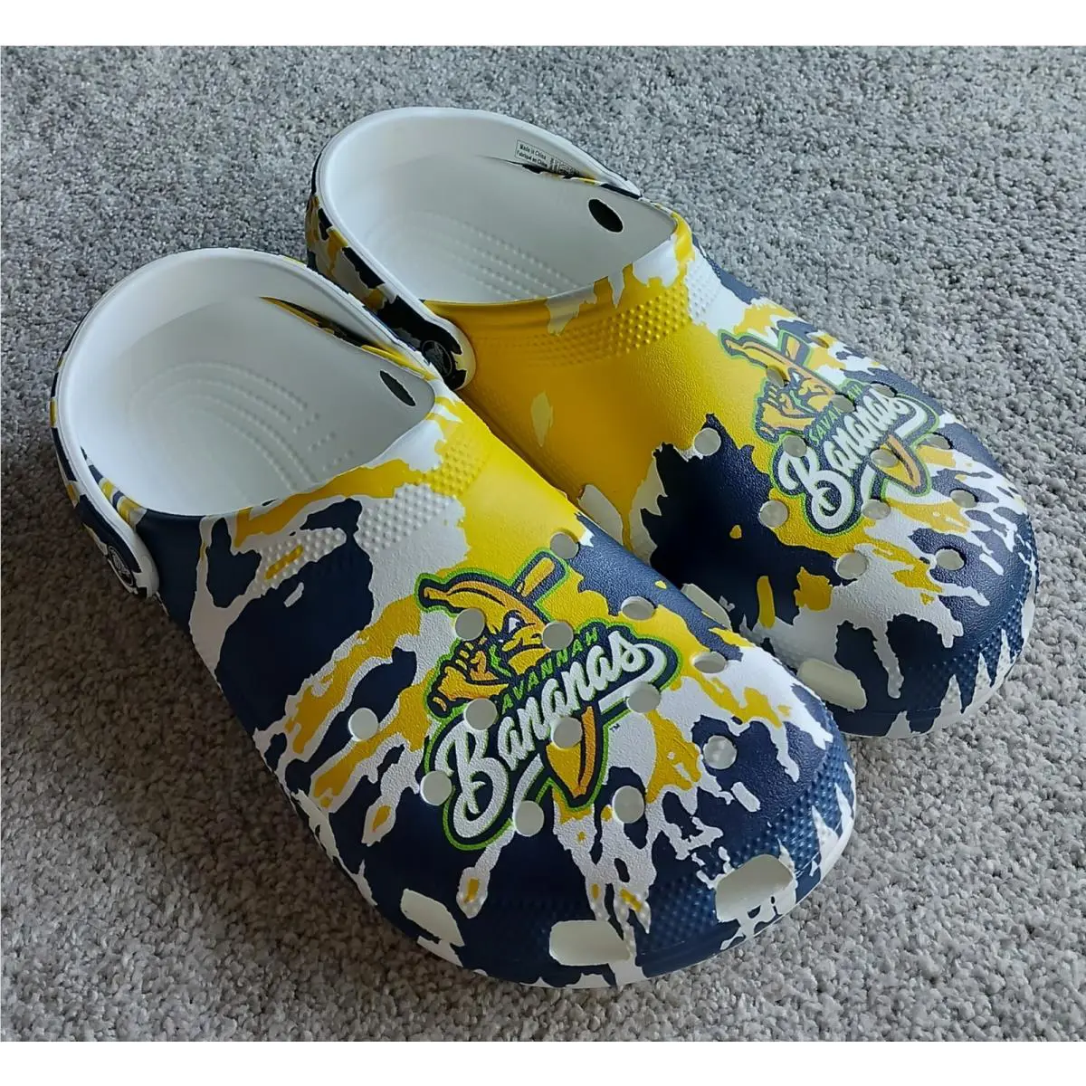 Crocs Men Size 10/10.5/11 Savannah Bananas Baseball Classic Clogs Slip On Blue
