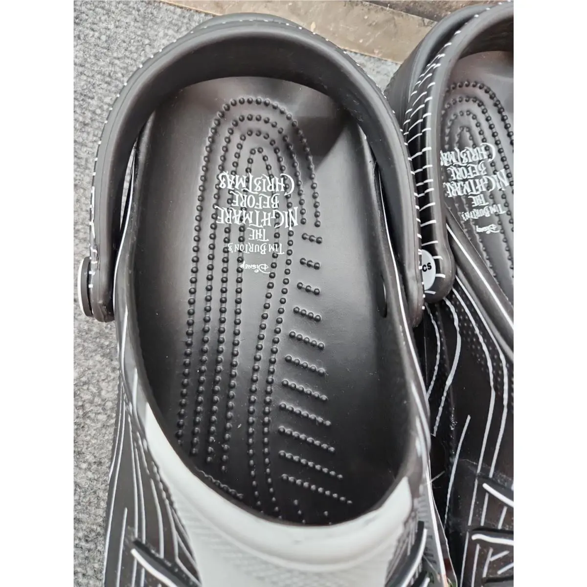 Crocs shoes - Crocs Nightmare Before Christmas - Nightmare Before Christmas - Black (UPC: 0196265855605) 3