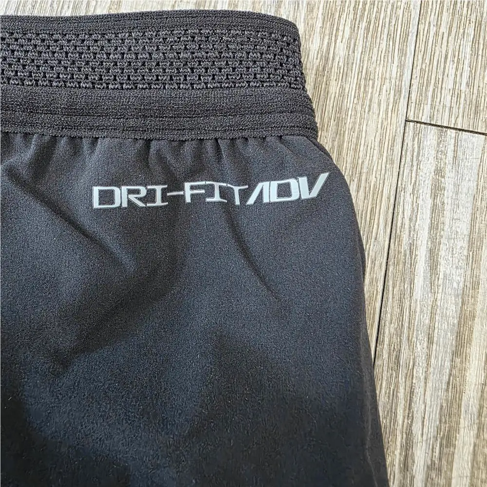 Nike clothing - Black, Exterior: Multicolor 8
