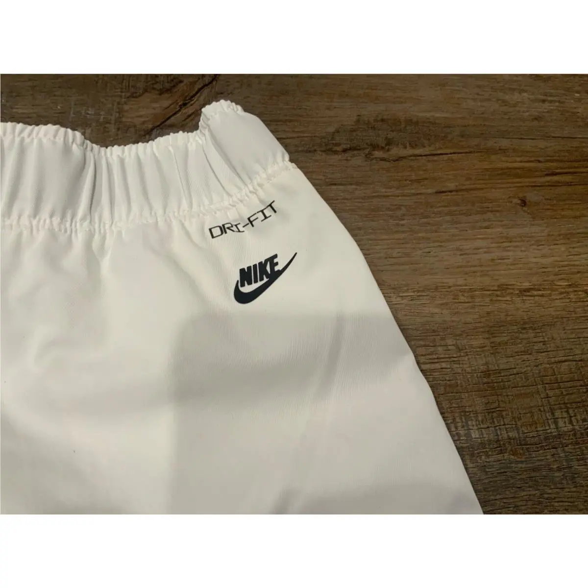 Nike clothing - White 11