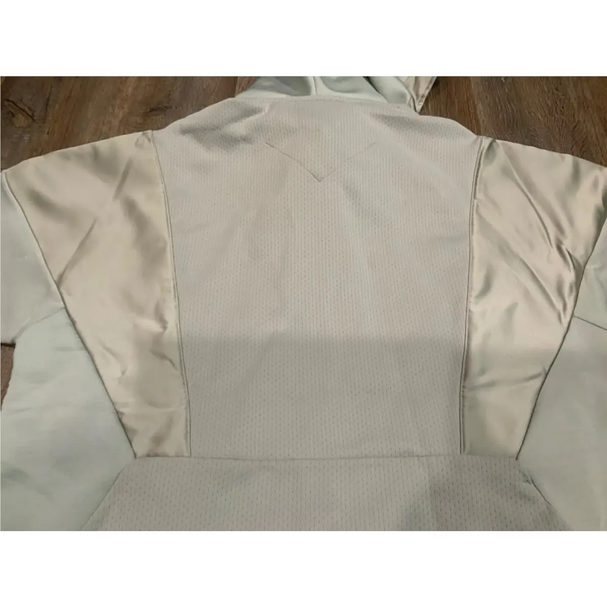 Nike clothing - Green (UPC: 640135211966) 9
