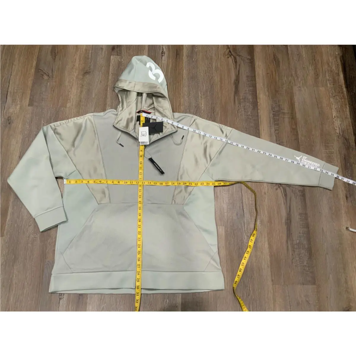 Nike clothing - Green (UPC: 640135211966) 3