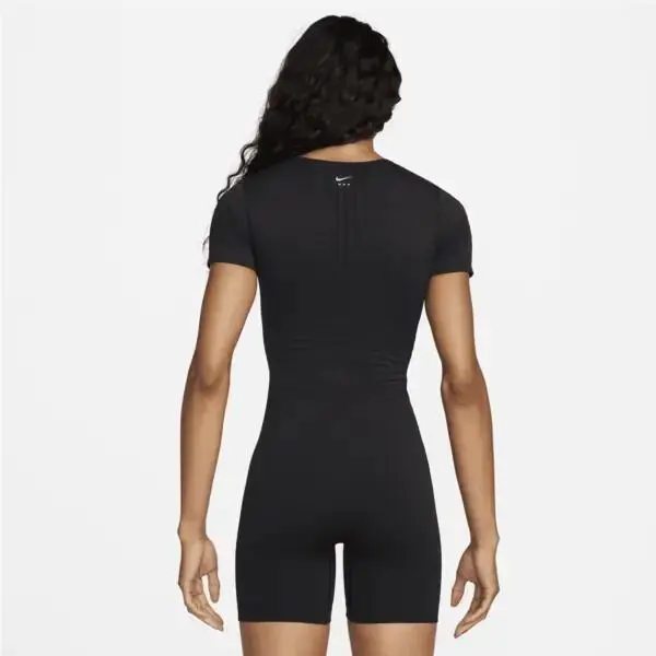 Nike clothing - Black (UPC: 196148642452) 0