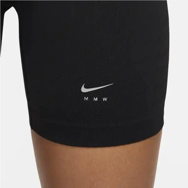 Nike clothing - Black (UPC: 196148642452) 2