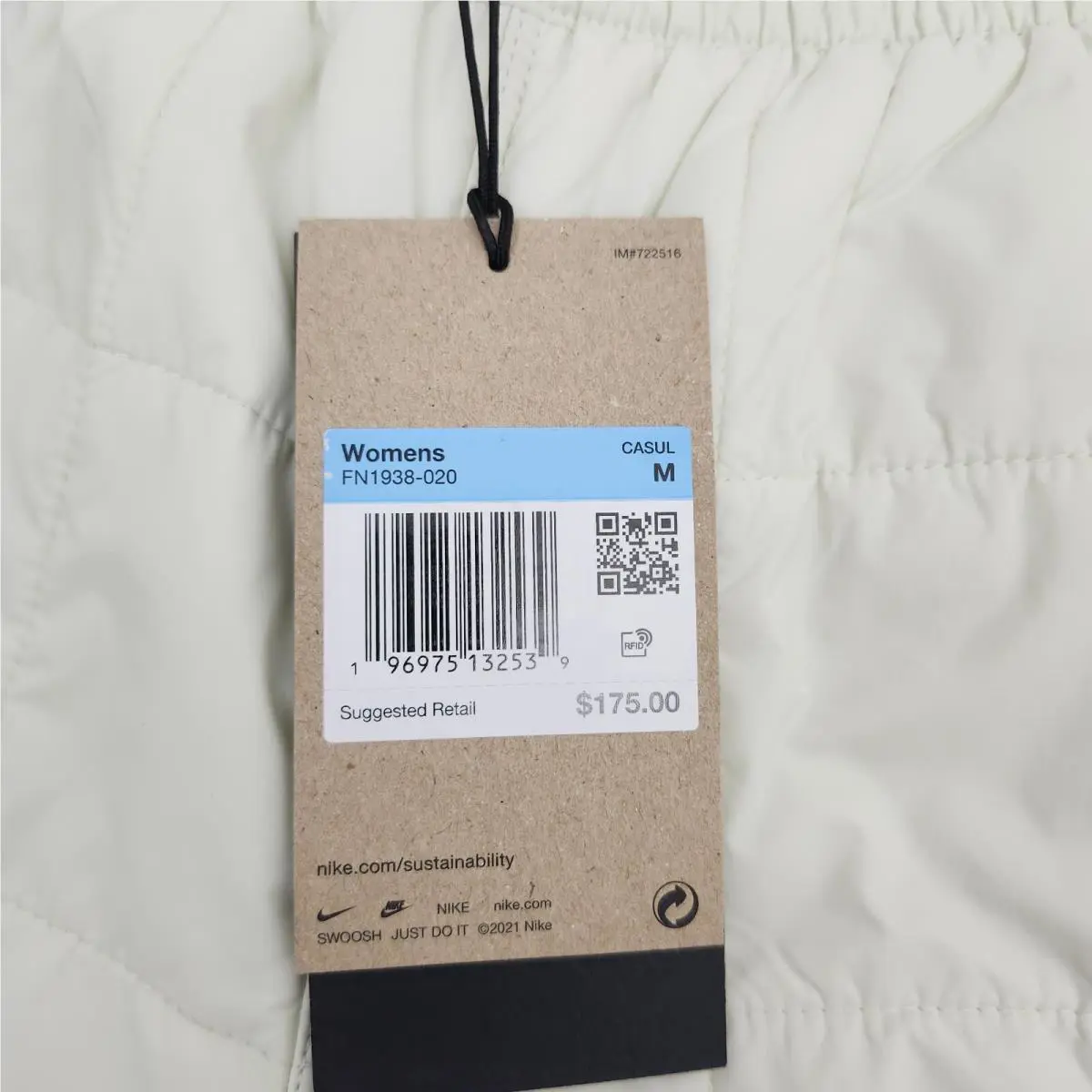 Nike clothing - Ivory 5