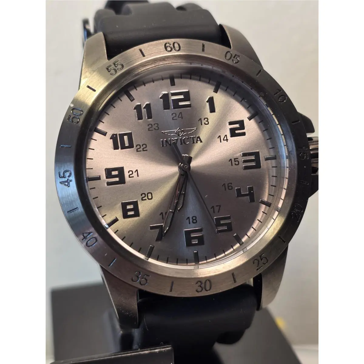 Invicta Pro Diver Men Model 40003 45mm Rubber Strap Gun Melal Fusion Crystal