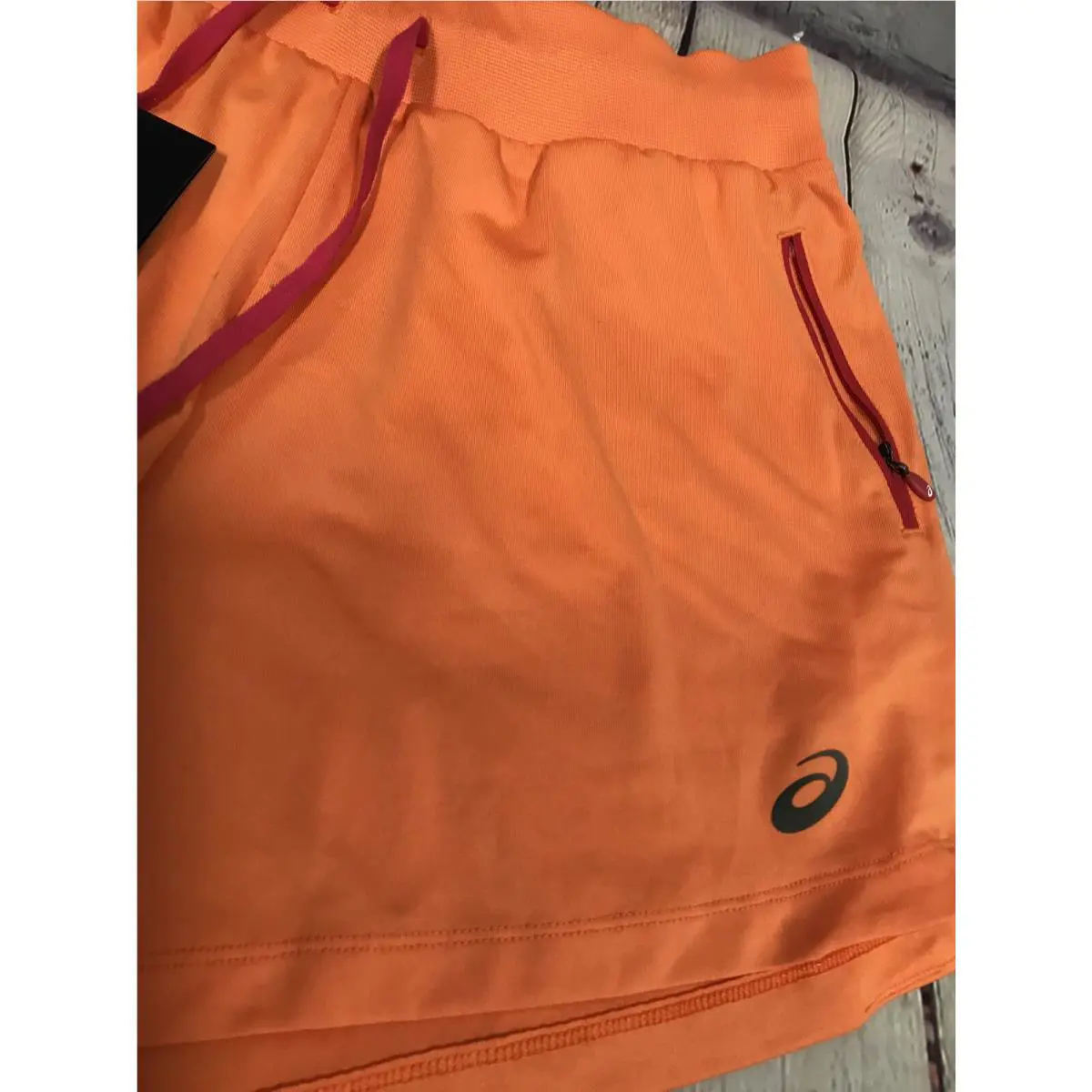 Asics clothing - Orange (UPC: 887749629224) 1