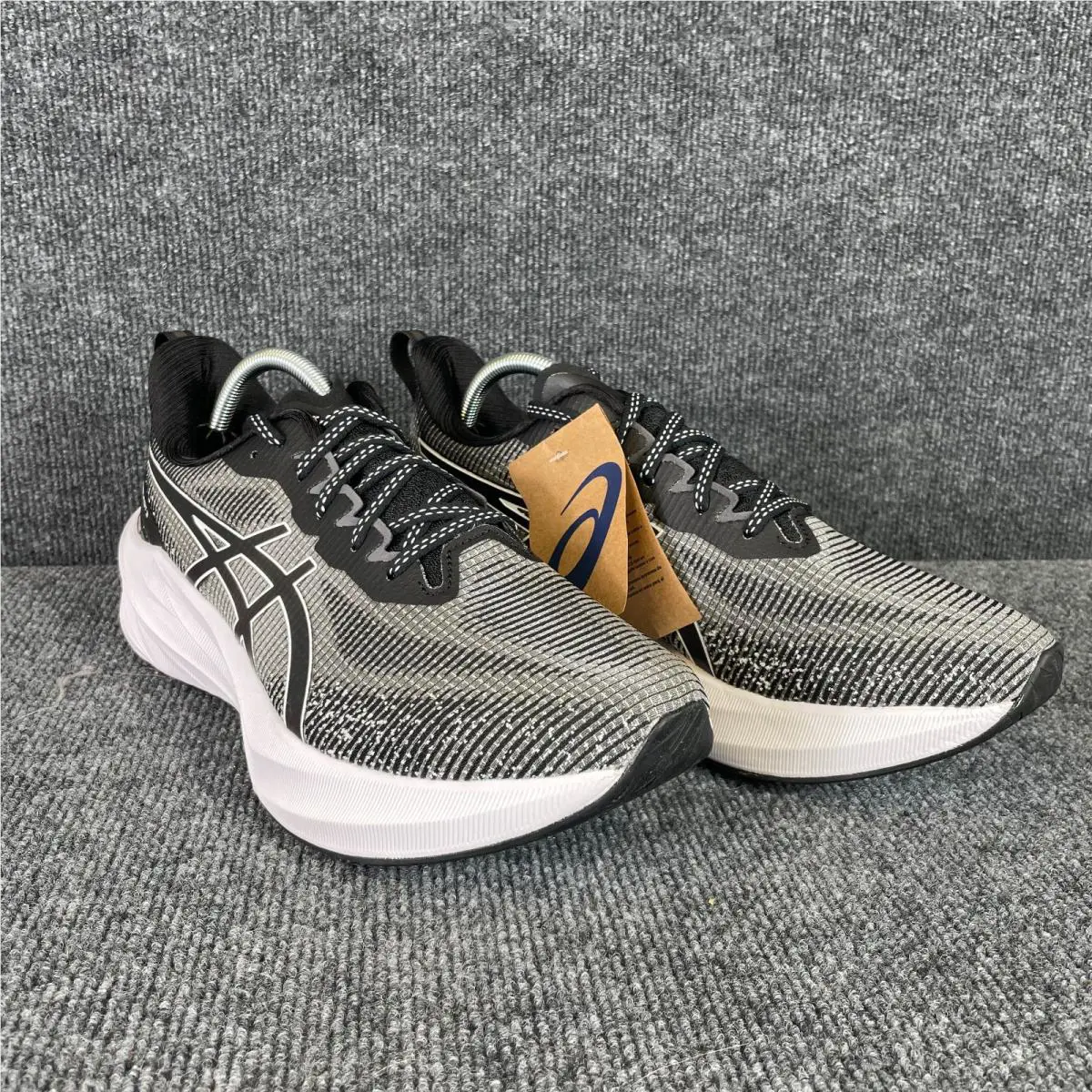Asics shoes - ASICS Novablast - Novablast - 1012B288 - Gray 1