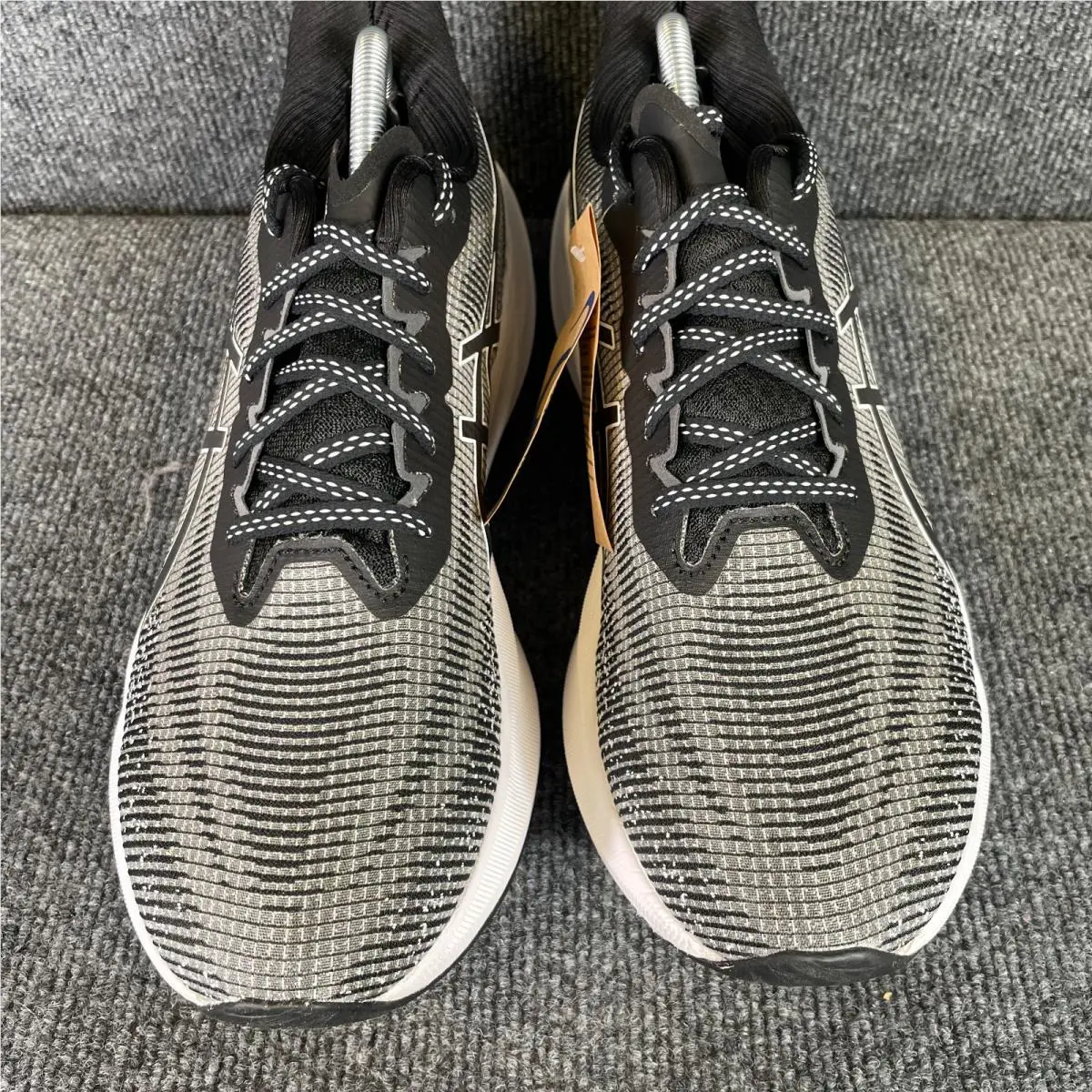 Asics shoes - ASICS Novablast - Novablast - 1012B288 - Gray 4
