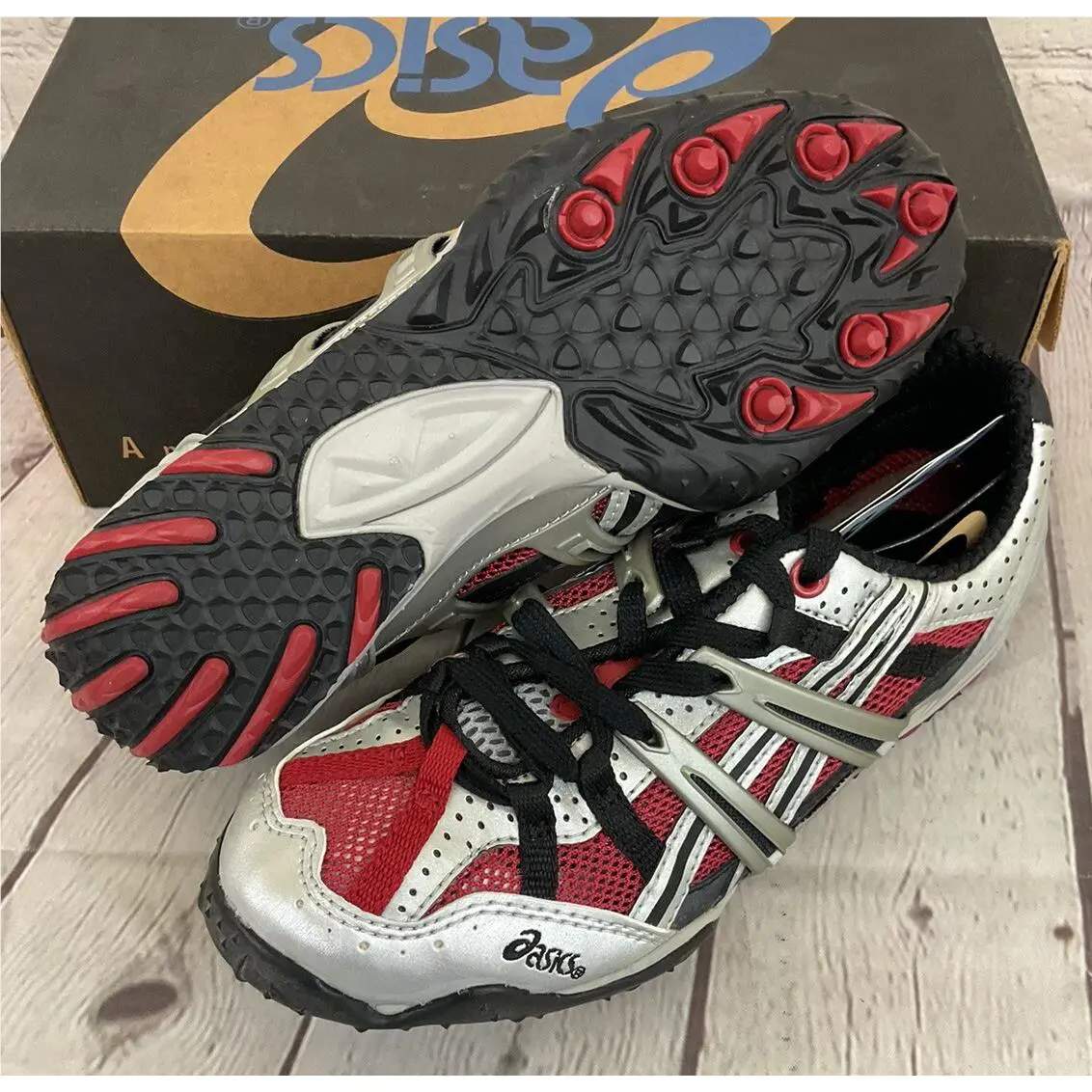 Asics shoes - Asics Attack Spikeless - Attack Spikeless - Silver (UPC: 632360660909) 1