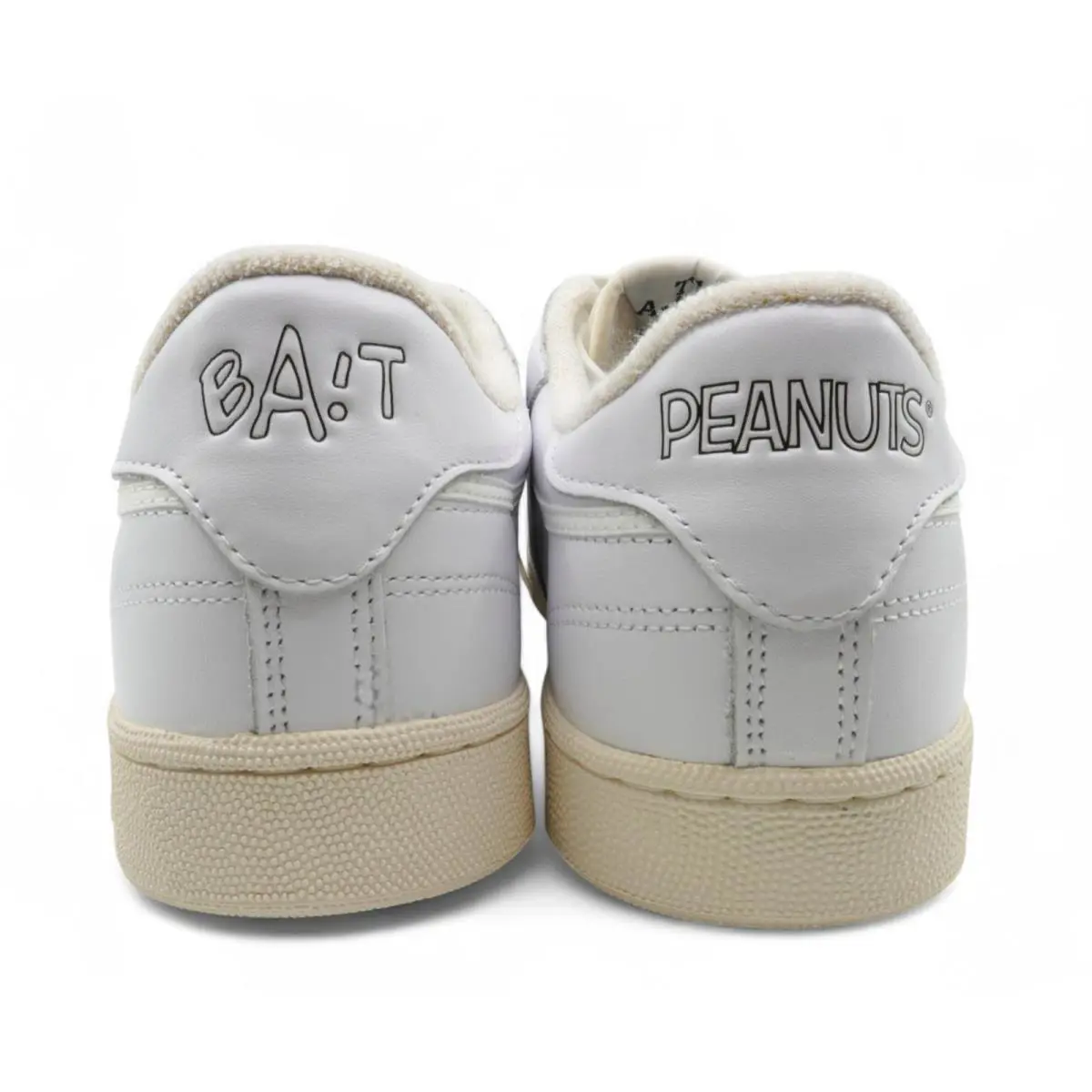 Reebok shoes - Ftwwht/Cblack/Chalk (UPC: 195739802374) 5