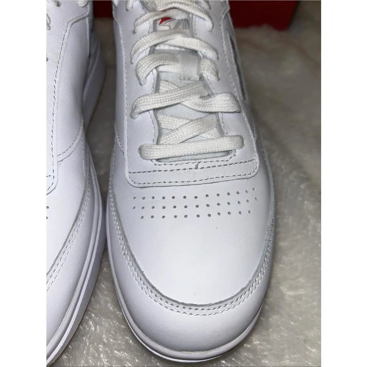 Reebok shoes - Clothing Shoes & Accessories - Clothing Shoes Accessories - White 5