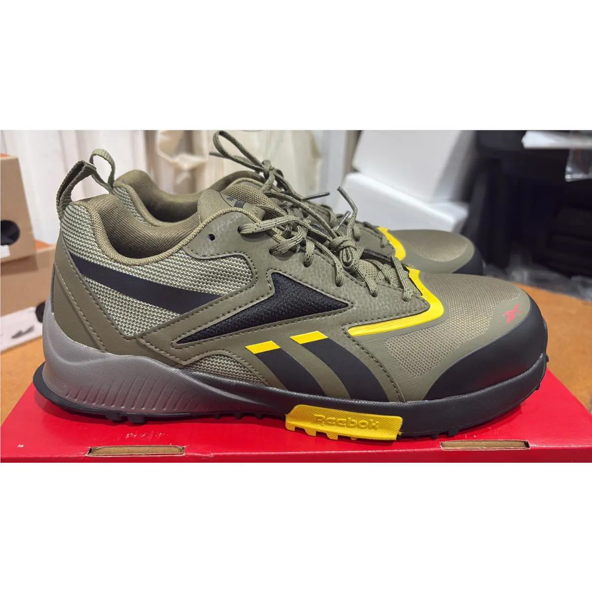 Reebok shoes - RB3240 - RB3240 - Army Green/Black/Yellow 1
