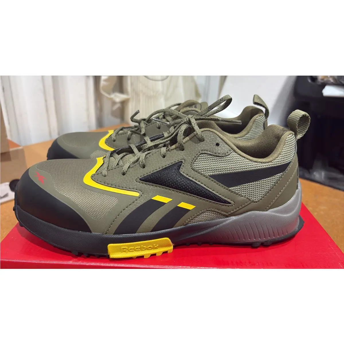 Reebok shoes - RB3240 - RB3240 - Army Green/Black/Yellow 3