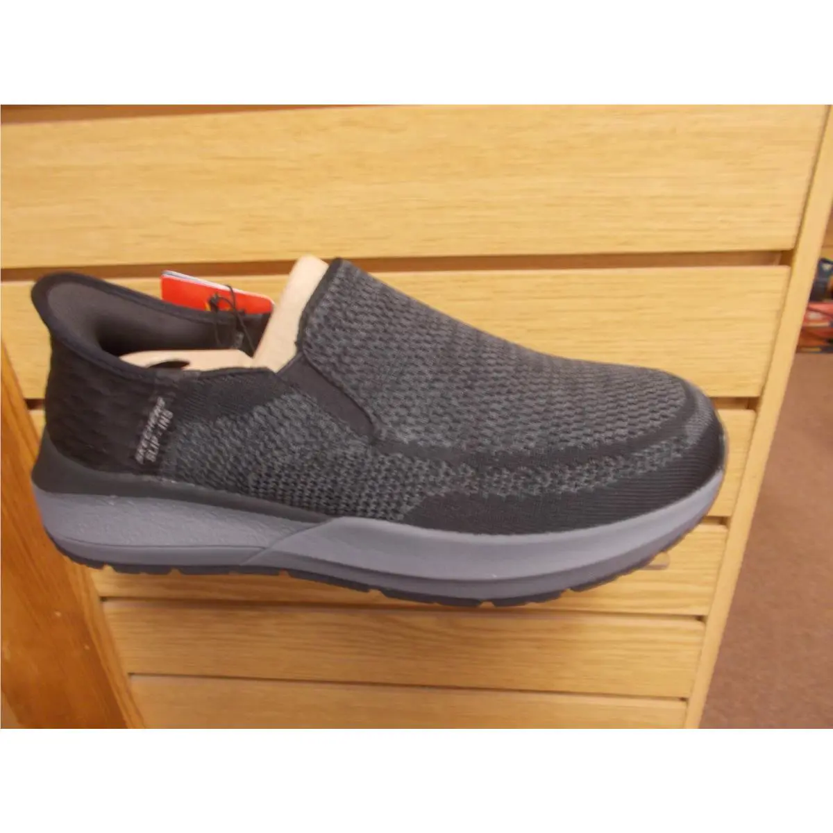 Skechers shoes - SKECHERS NEVILLE ROVELO - NEVILLE ROVELO - Black 4