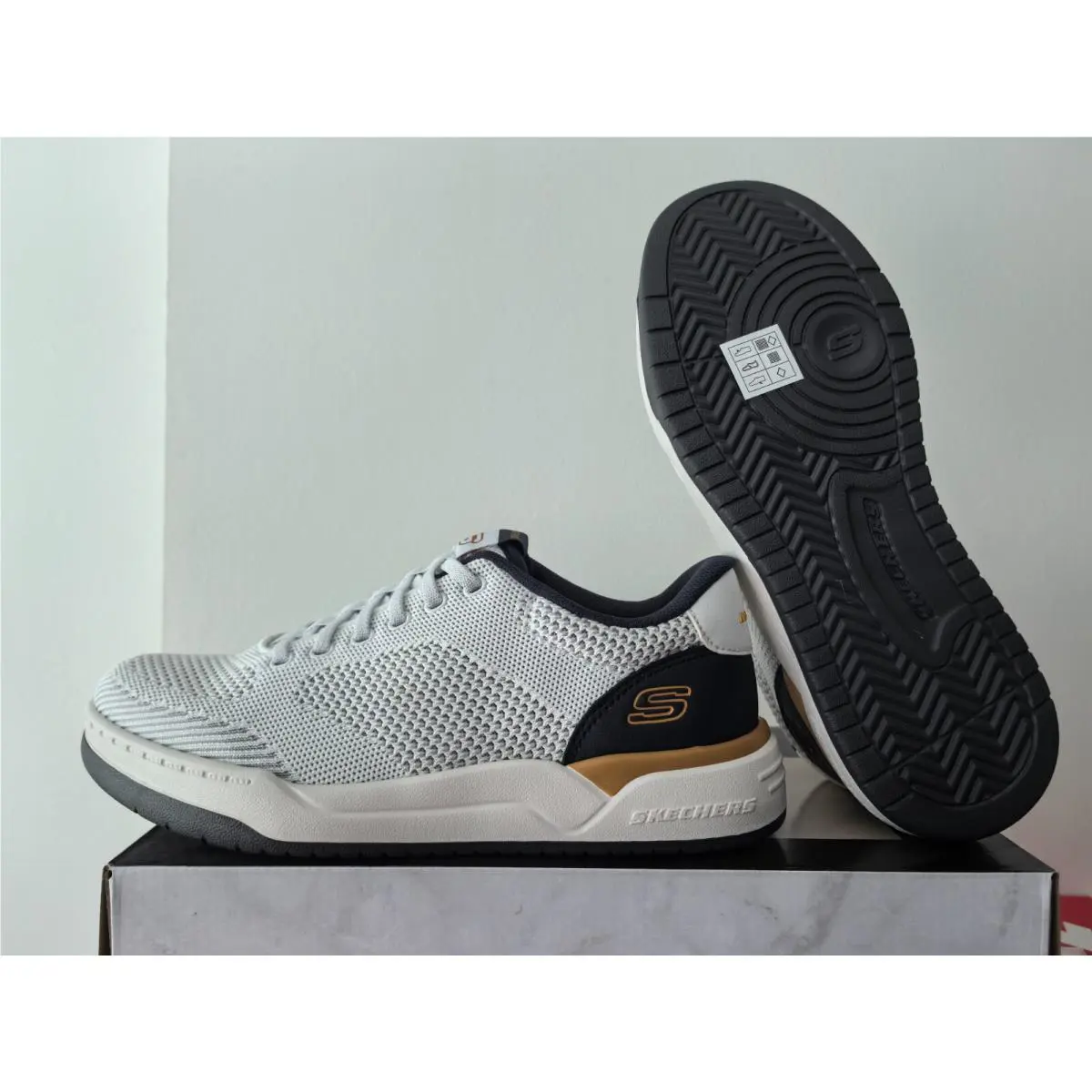 Skechers shoes - White 2