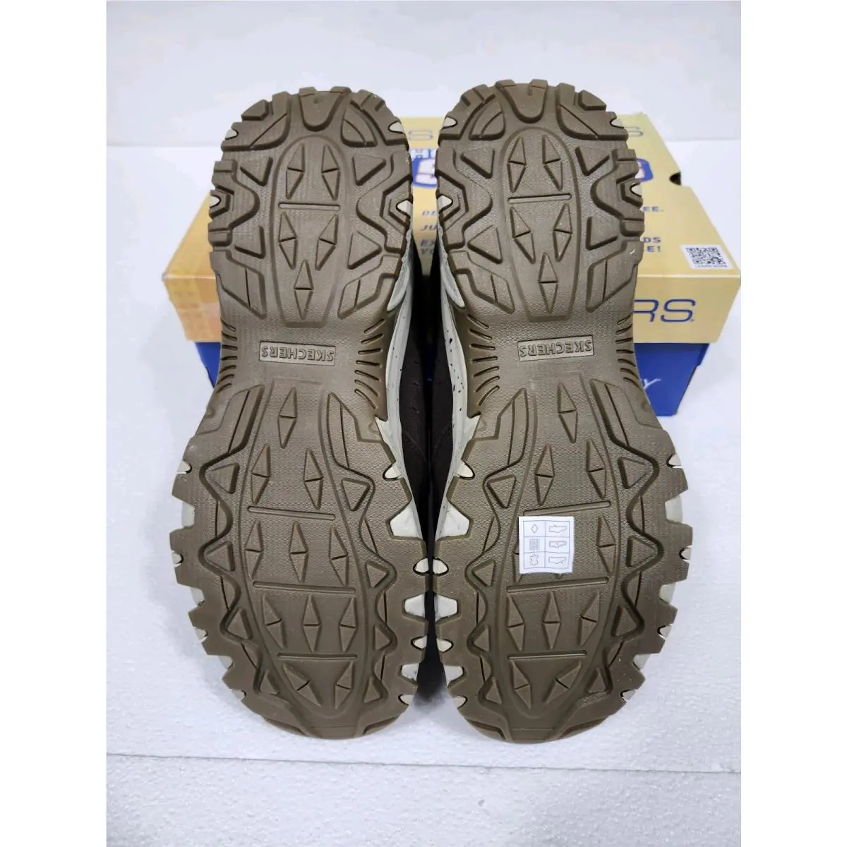 Skechers shoes - Hillcrest-Cedar Root - Root - 237750 - Brown 12