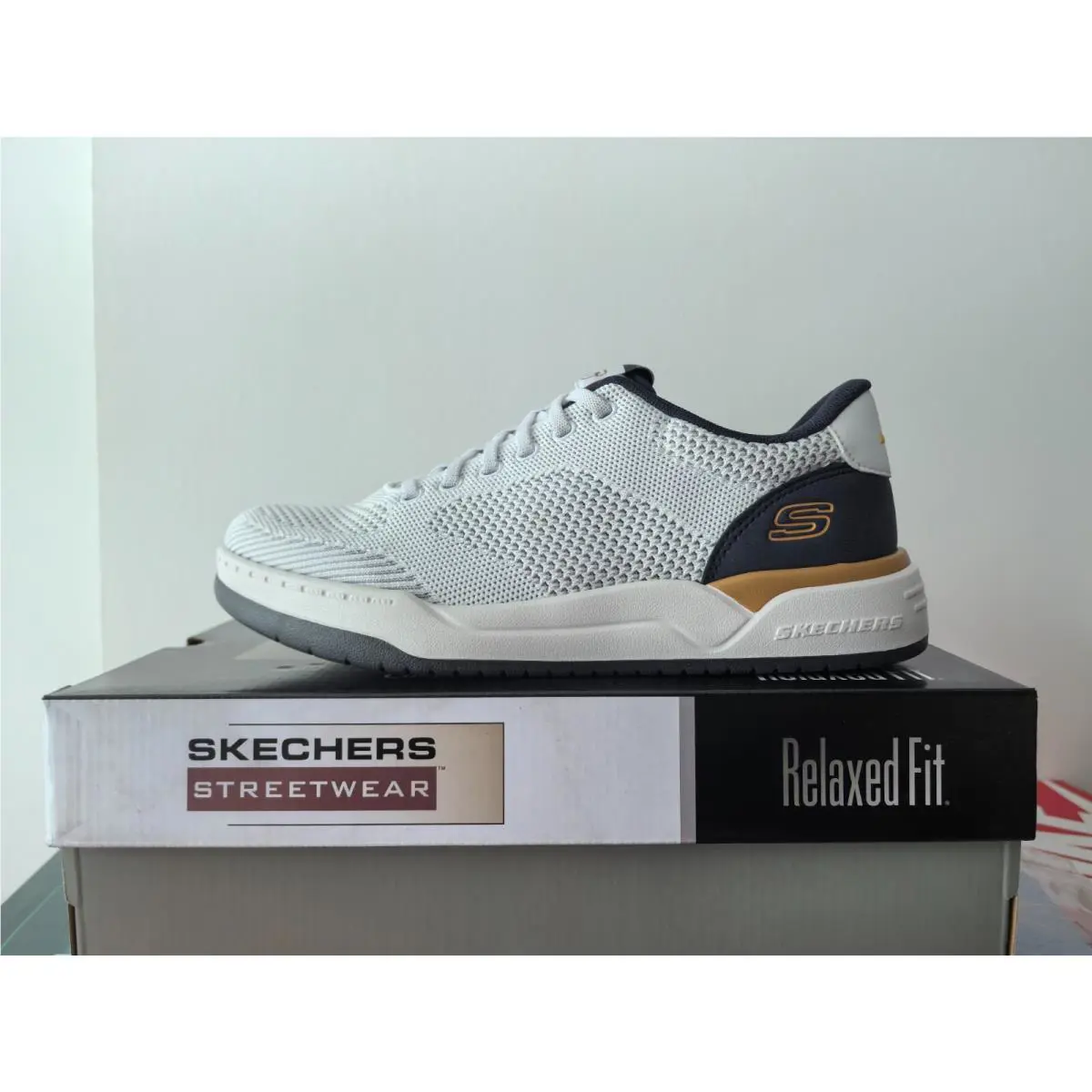 Skechers shoes - White 2