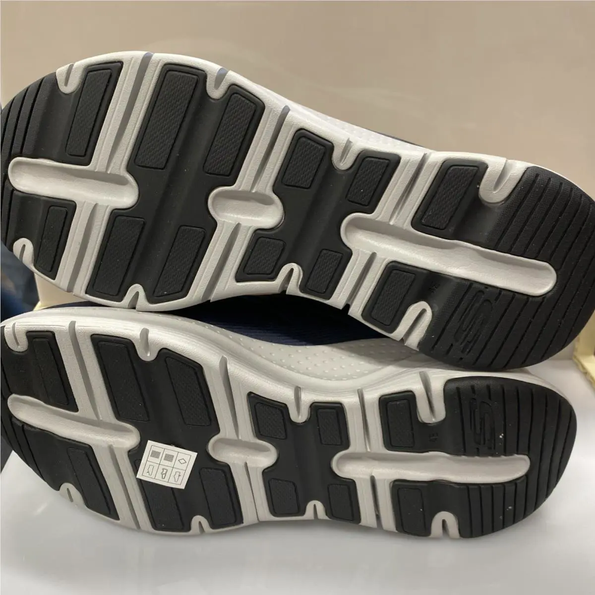 Skechers shoes - Skechers Arch Fit 2.0 - Arch Fit - Navy Blue 8