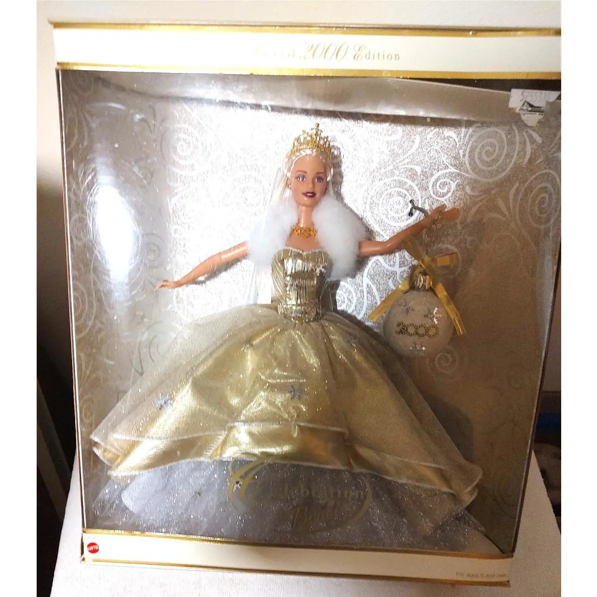 Vtg 11/2 Barbie Special 2000 Edition Celebration Doll 1996
