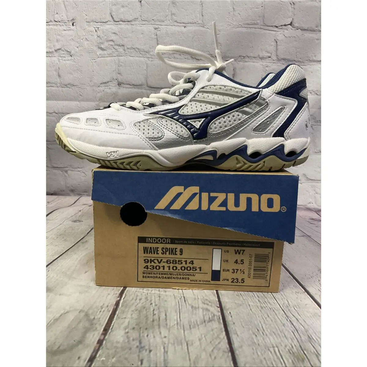 Mizuno shoes - Mizuno Wave Spike 9 - Wave Spike - White 9