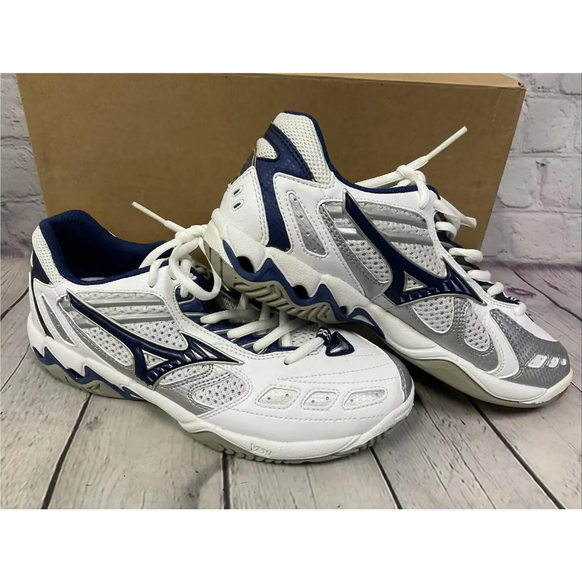 Mizuno shoes - Mizuno Wave Spike 9 - Wave Spike - White 1