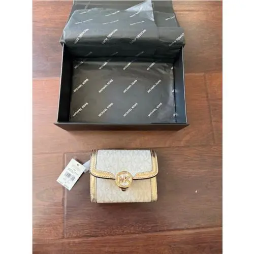 Michael Kors Leida Medium Wallet Metallic Signature Logo IN Pale Gold
