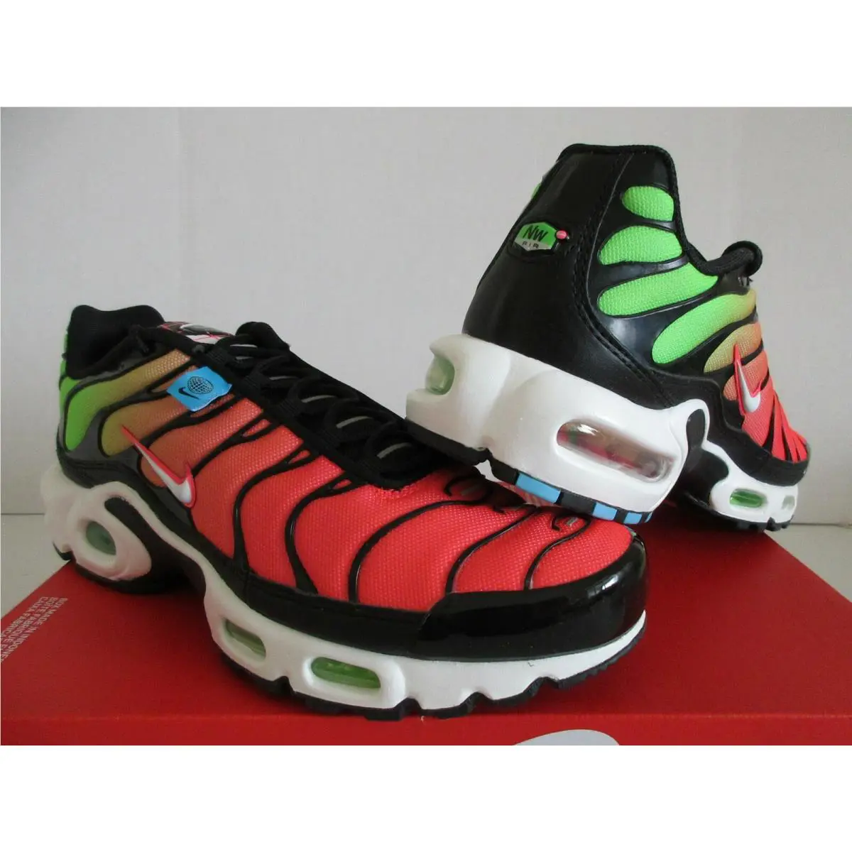 Nike shoes - Nike Air Max Plus - Air Max Plus - CK7291-001 - Black (UPC: 194494242319) 1