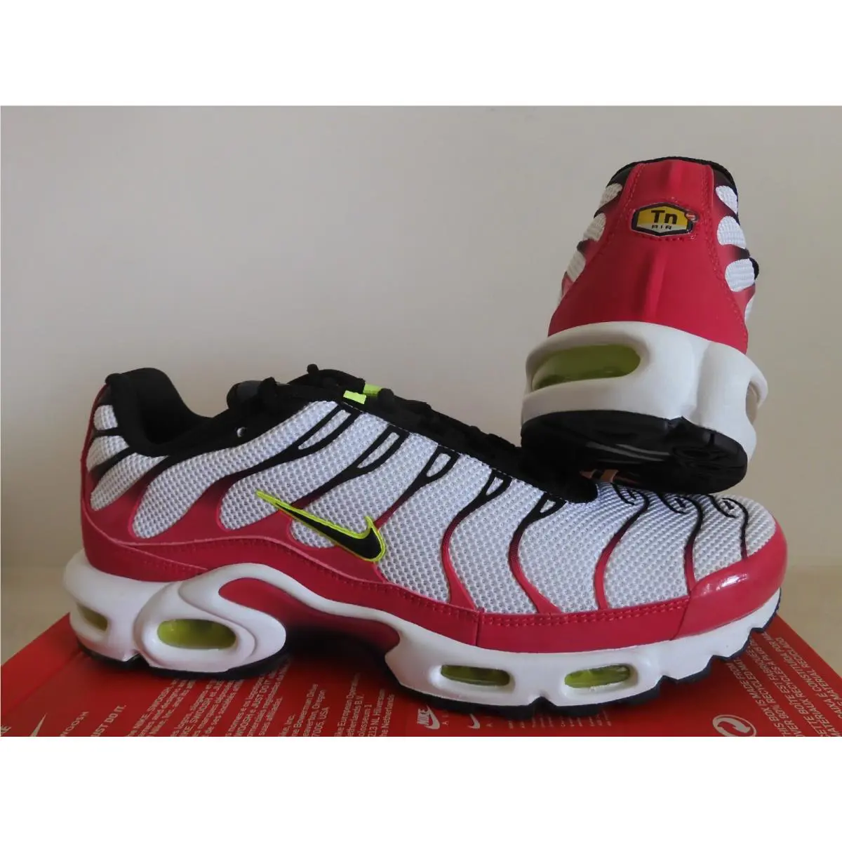 Nike shoes - Nike Air Max Plus - Air Max Plus - CJ9929-100 - White (UPC: 193149728284) 0