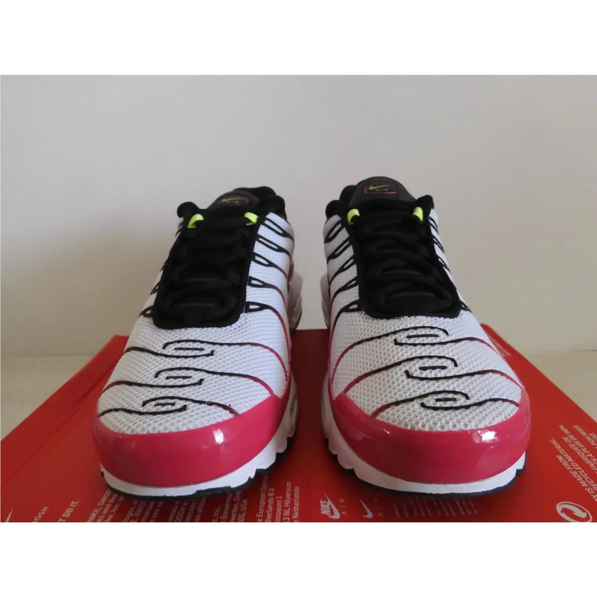Nike shoes - Nike Air Max Plus - Air Max Plus - CJ9929-100 - White (UPC: 193149728284) 1