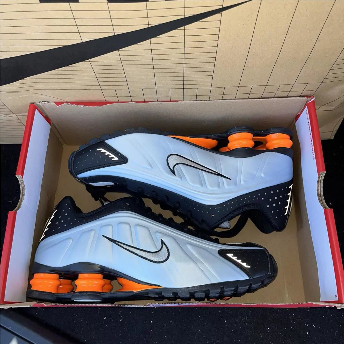 Nike shoes - Nike Shox R4 - Shox - AR3565-401 - Blue 4