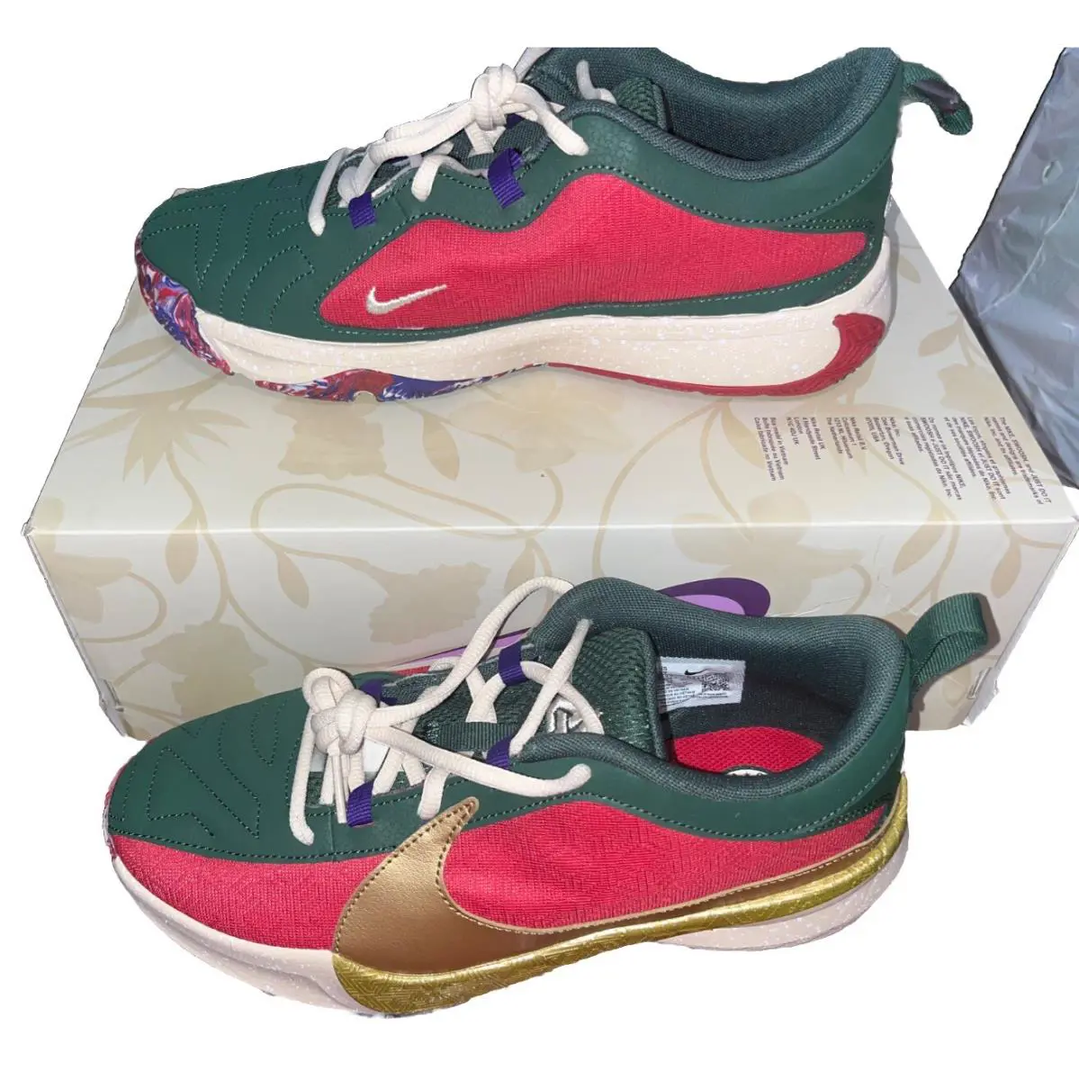 Nike shoes - Multicolor 4
