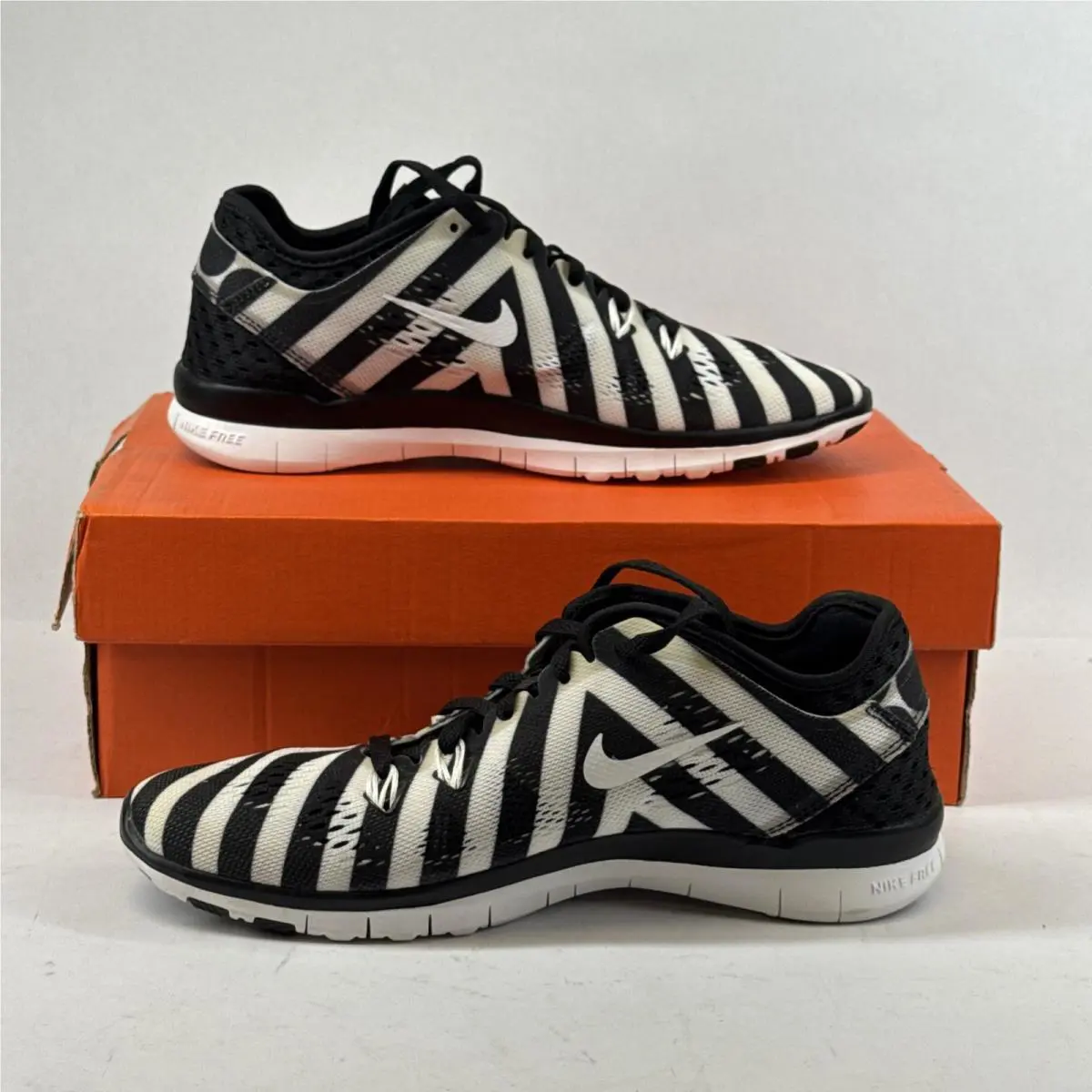 Nike shoes - Nike Free 5.0 - Free - 704695-008 - Black, Secondary: White 7