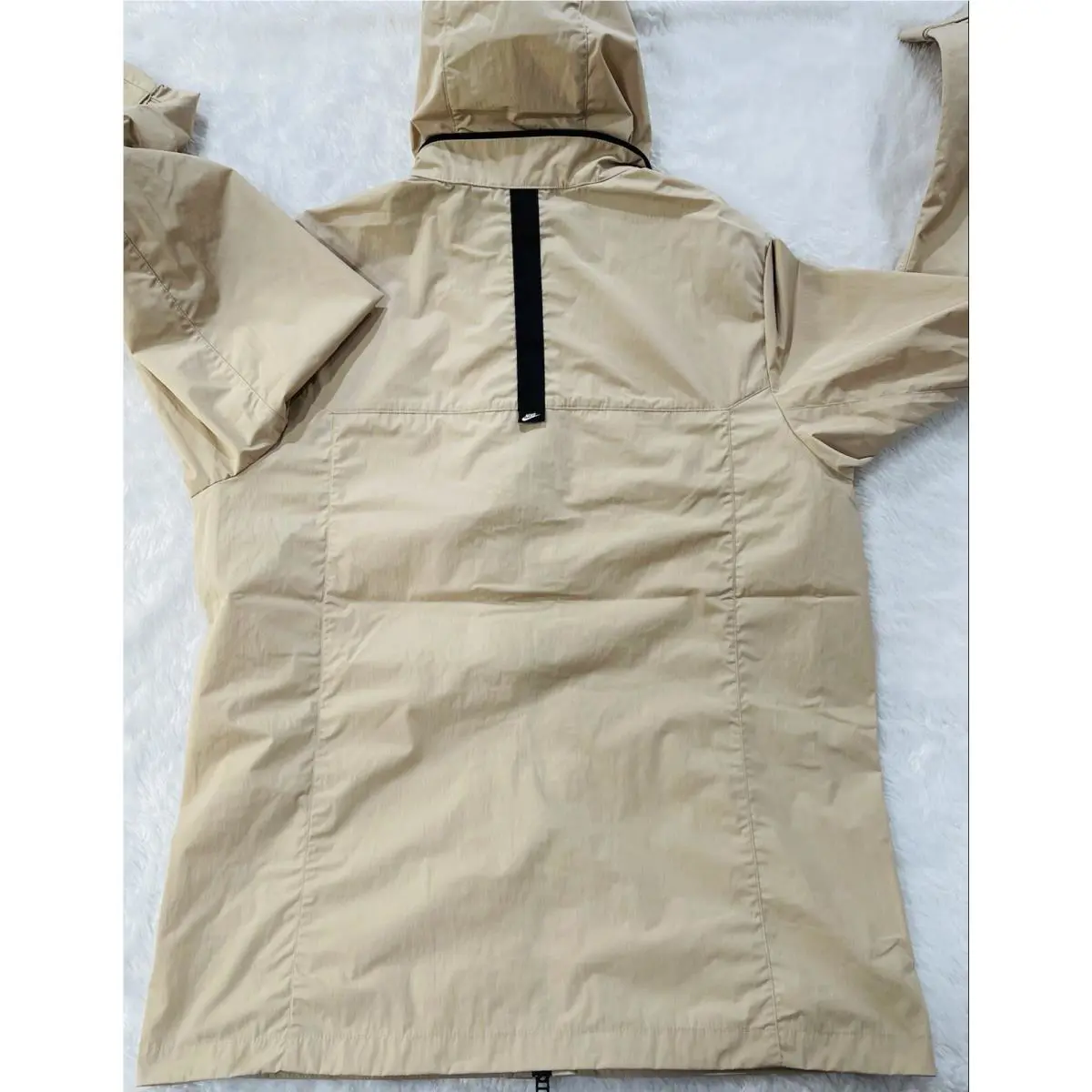Nike clothing - Sportswear Premium Essentials M65 Jacket - Grain / Black (UPC: 194956113294) 11