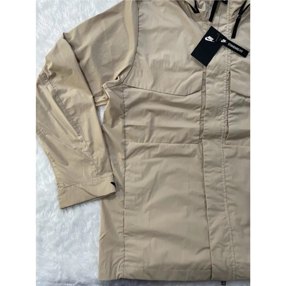 Nike clothing - Sportswear Premium Essentials M65 Jacket - Grain / Black (UPC: 194956113294) 7