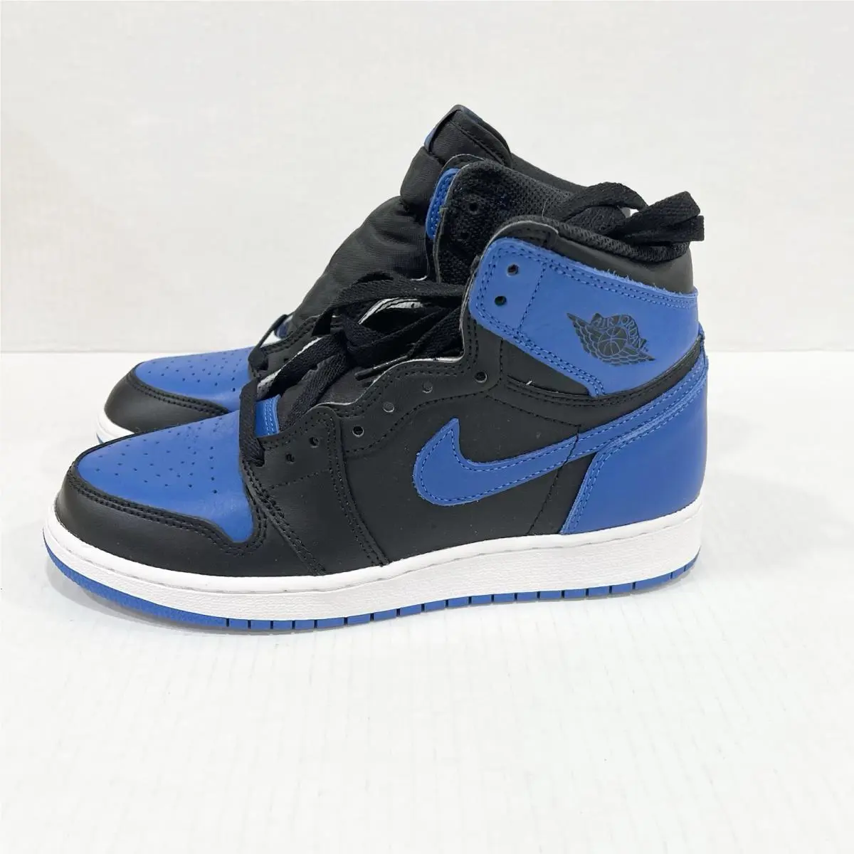 Nike shoes - Air Jordan 1 - Air - Black 1