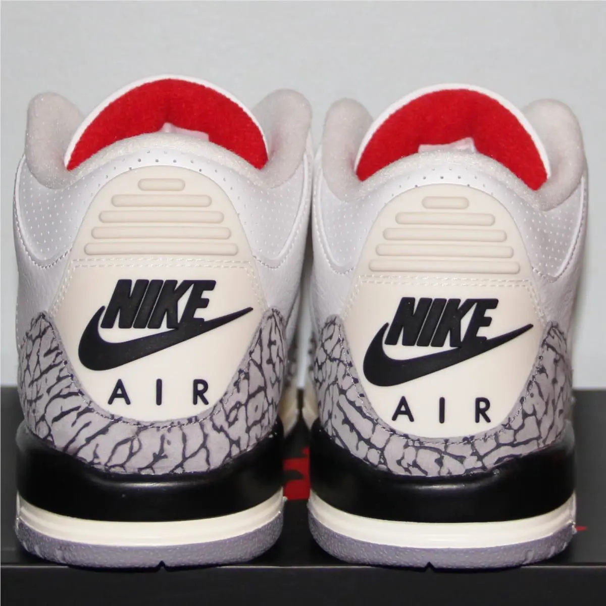 Nike shoes - Air Jordan 3 Retro GS - DM0967-100 - White 3