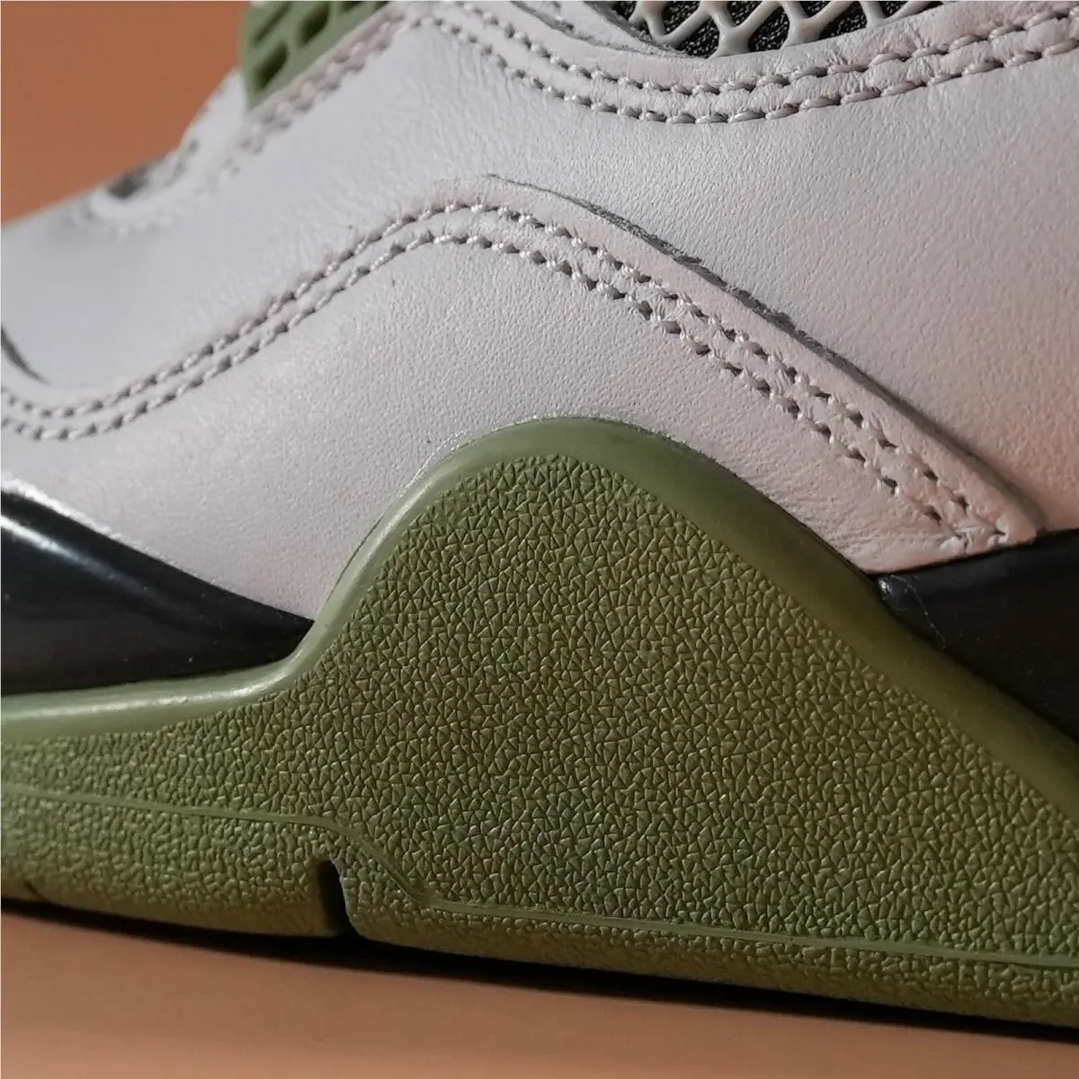Nike shoes - Air Jordan 4 - Air - AQ9129-103 - Green 9