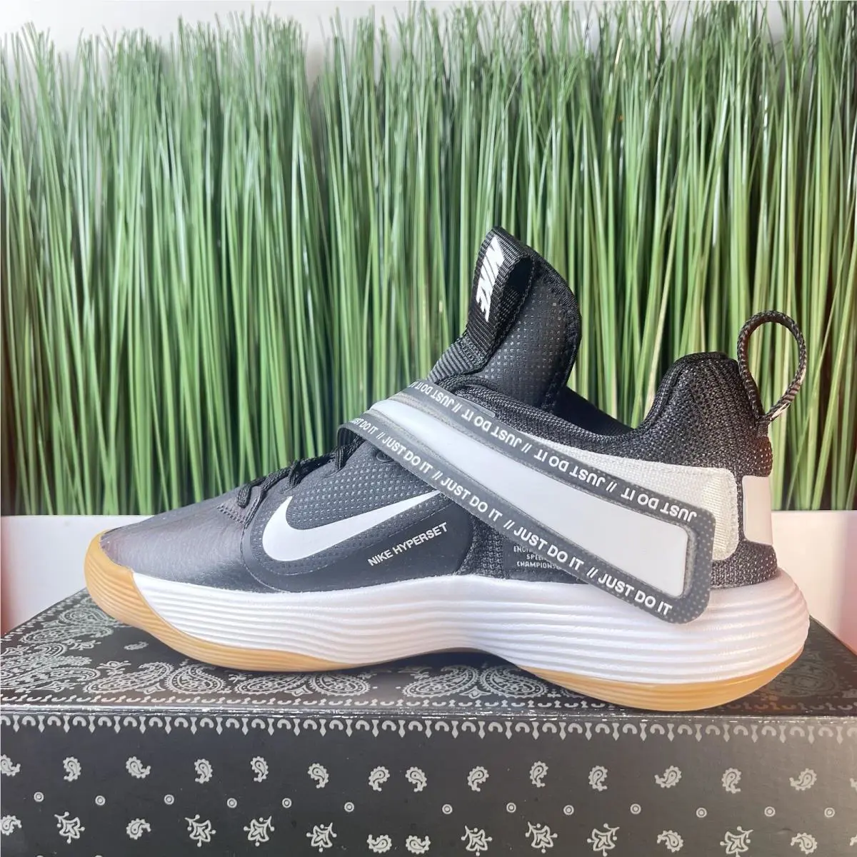 Nike shoes - Black 5