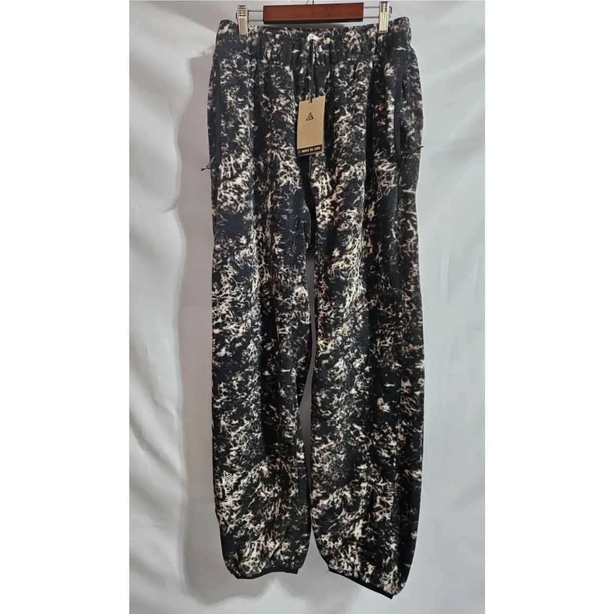 Nike Acg Polartec Mens Cheetah Camo Cuffed Sweatpants Size Xs