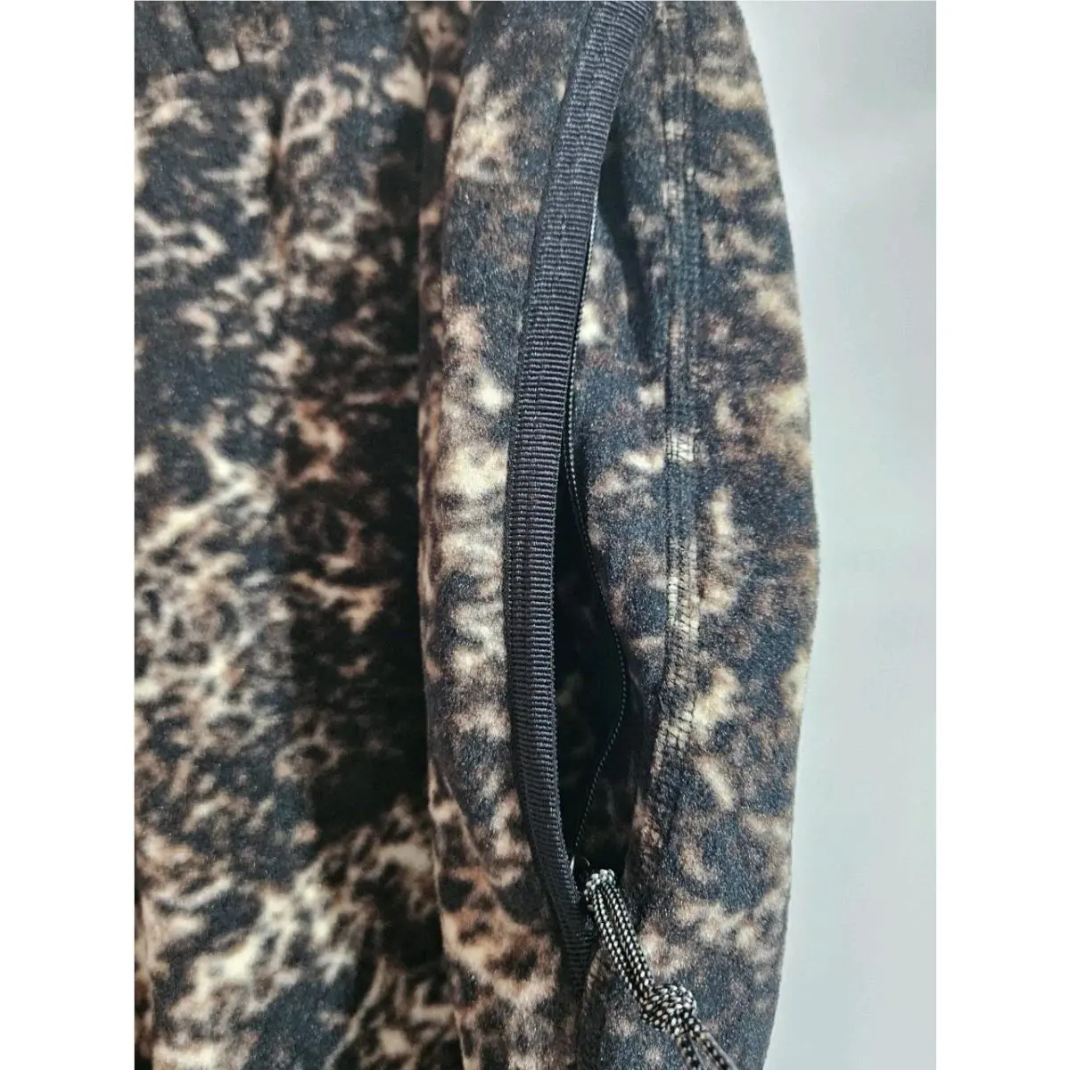 Nike clothing - Brown 1