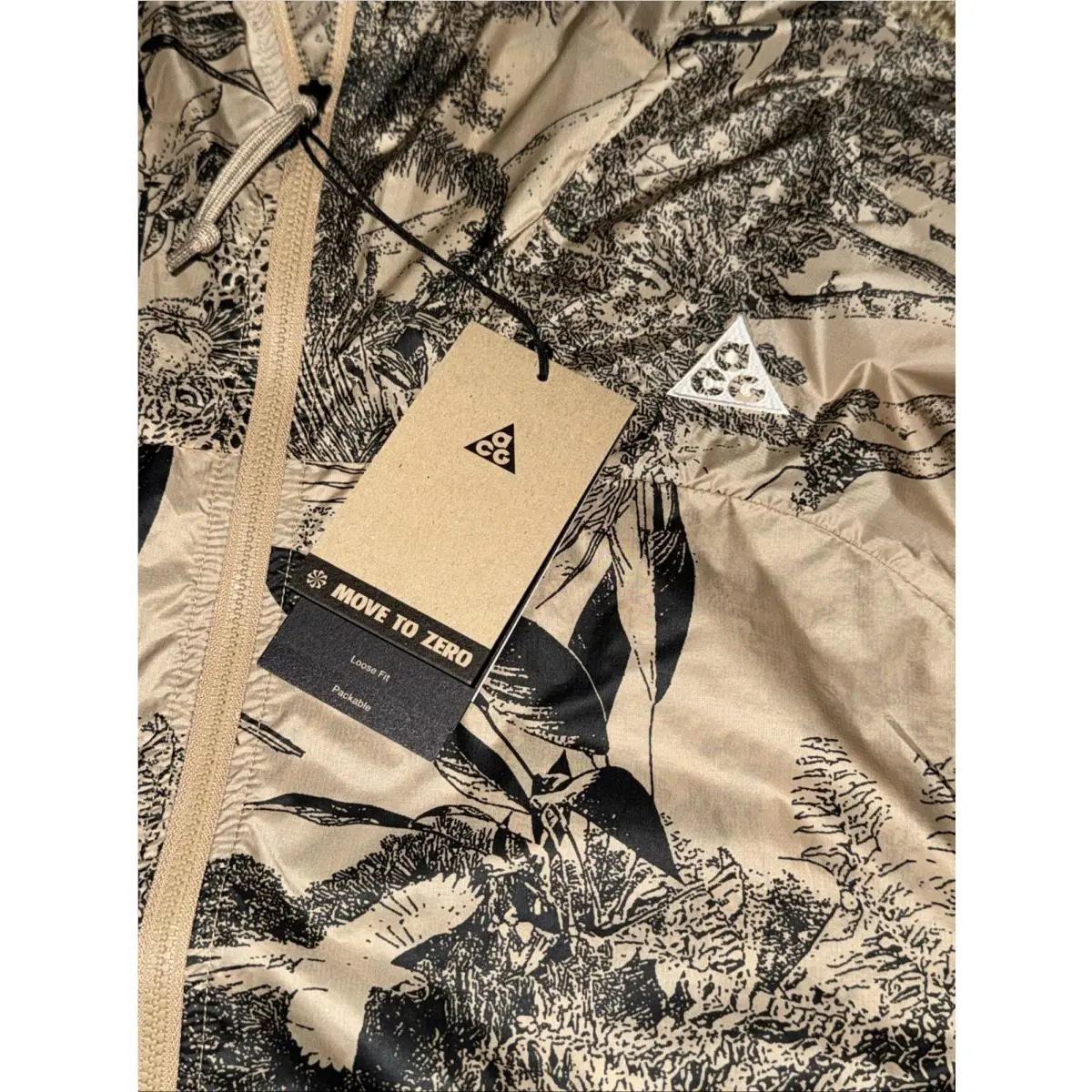 Nike clothing - Nike ACG Cinder Cone Camo Windproof Print Jacket - HJ2885 - Multicolor 1
