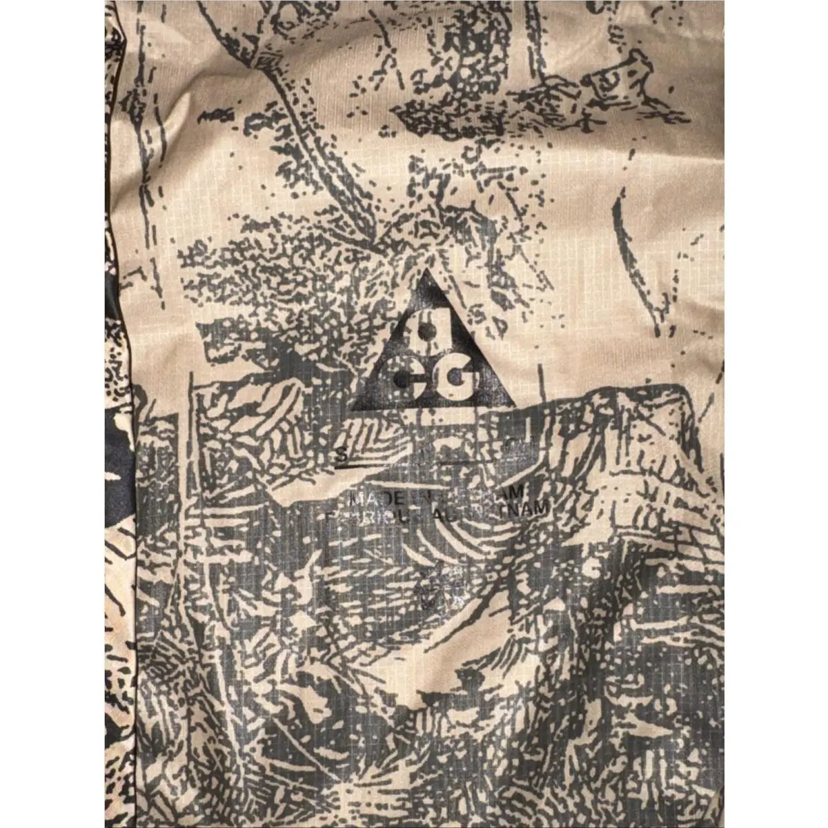 Nike clothing - Nike ACG Cinder Cone Camo Windproof Print Jacket - HJ2885 - Multicolor 3