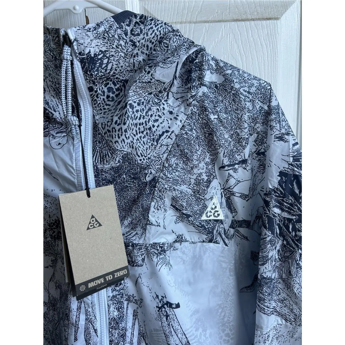 Nike clothing - Nike ACG Cinder Cone Camo Windproof Print Jacket - HJ2885 - Multicolor (UPC: 0197863220871) 0