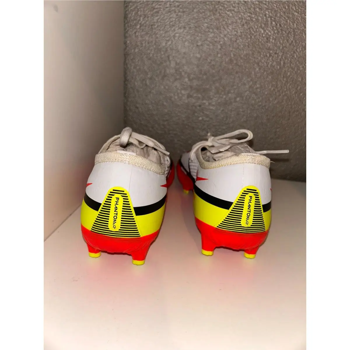 Nike shoes - White 5